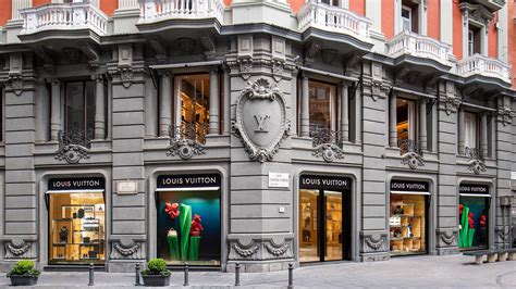 Louis Vuitton Napoli store, Italy